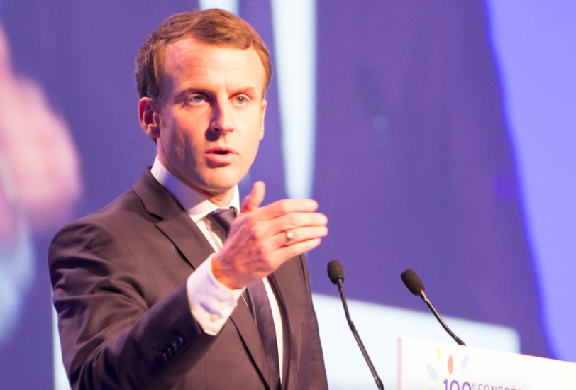 Macron 2